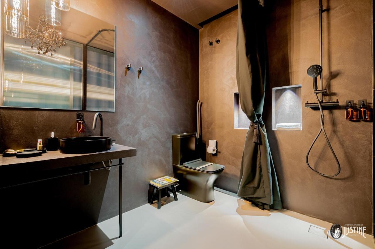 Suite Shibari: Elegant Madrid Rio Apartment Exterior photo